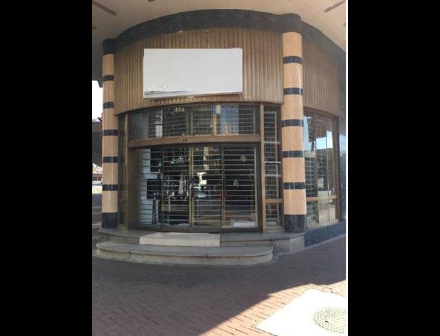 3,700M² BUILDING FOR SALE IN FORDSBURG
